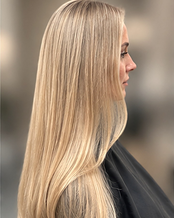Silkeblank lang blond